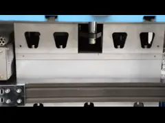 Machines de thermoformage à trois stations entièrement automatiques