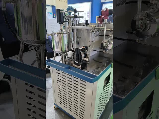 1L Capacity Laboratory Nano Bead Mill / Horizontal Sand Mill With Chiller Together