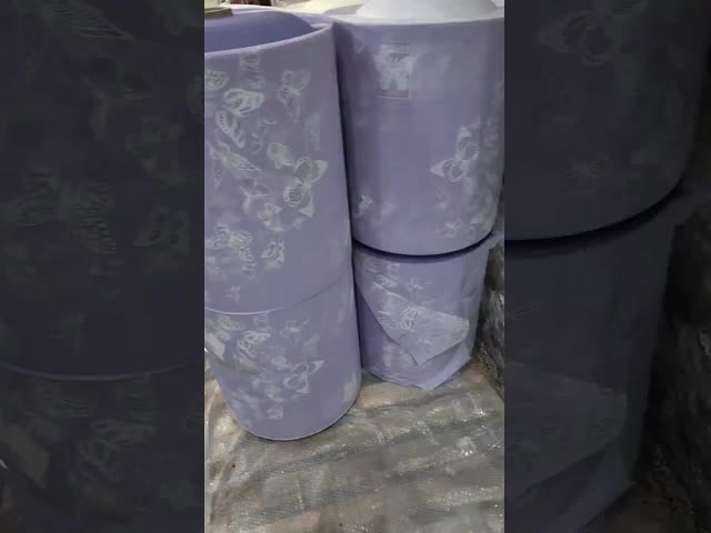 クリエイティブなバレンタインデー バターフライダンス 印刷 防水花の配列 花の包装紙