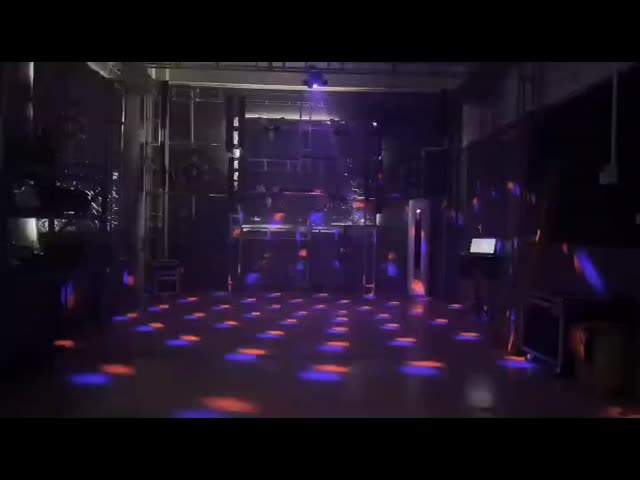 8 眼線移動頭 レーザープロの照明機器