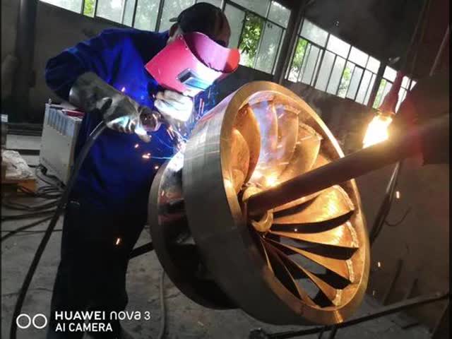 200kW~20mWの再生可能エネルギーと環境に優しいエネルギーのためのカスタマイズされた刃長水力タービン