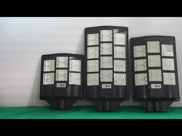 ロバスト スプリット 太陽光路灯 100W 200W 屋外太陽光発電の路灯