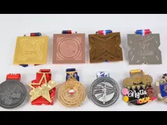 การโยนแบบตาย การแข่งขันวันสปอร์ตรางวัลโลหะถักโลหะเหรียญยกกําลัง