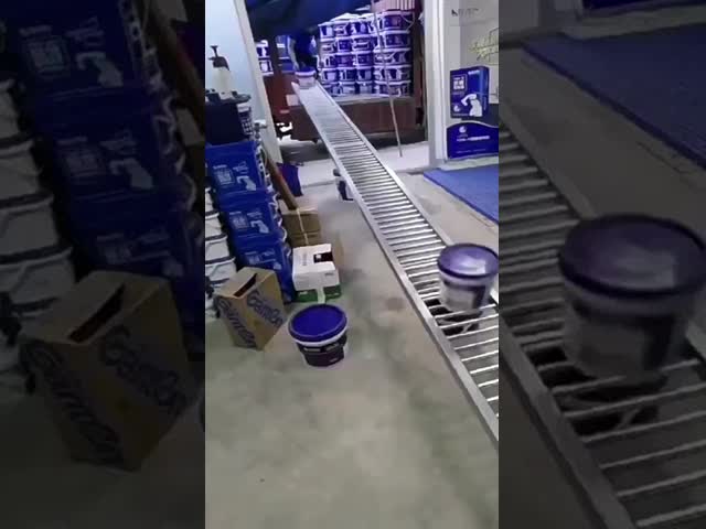 Continuous-Flow Roller Conveyor Line Customized Frame Width For Mass Production