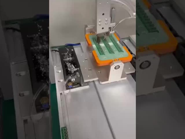 80*78*85cm 自動ロックと配給用 双プラットフォーム吸附螺栓機