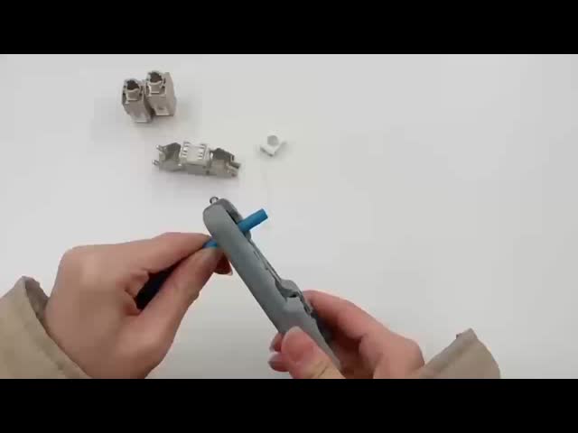 FTP Cat6の穿孔器台形ジャックRJ45 180度金属色OEM/ODM