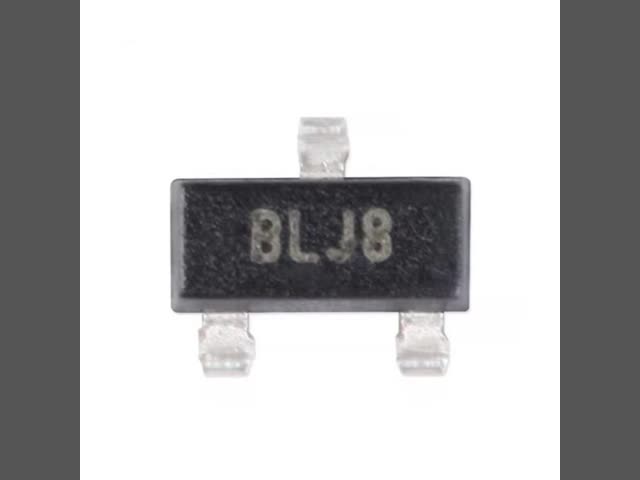 TC1047AVNBTR SOT23-3 Temperature Voltage Converter IC Analog And Digital Output Chip