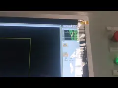 CNC horizontale oscillerende zaagblad snijmachine voor spons en flexibele PU met gordel draaitafel