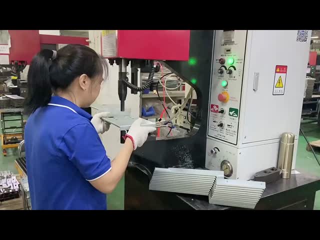 Custom Welding Sheet Metal Fabrication Enclosure Box For Electronic Fabrication Service