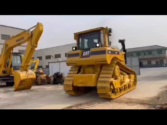 使用済み CAT D8Tブルドーザー Caterpillar D8T Dozer 231 kW エンジンパワー