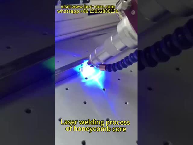 メタルステンレス鋼のハニーコム 空気ストレイスタースポット溶接 6.4mm