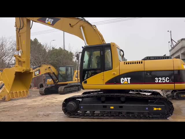 中古キャターピラー CAT 325C 掘削機 25 トン 中級掘削機