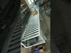 China Solar-Powered Roller Conveyor Line for Sustainable Plants 500 mm/Customized Frame Width and 400 mm Drum Width supplier
