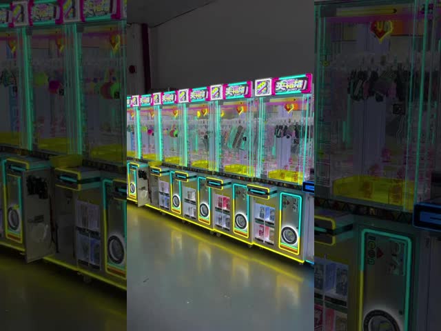 ドリームランド 2025 新型ミニ 豪華 クリップゲームマシン 28 クリップ ギフトおもちゃマシン
