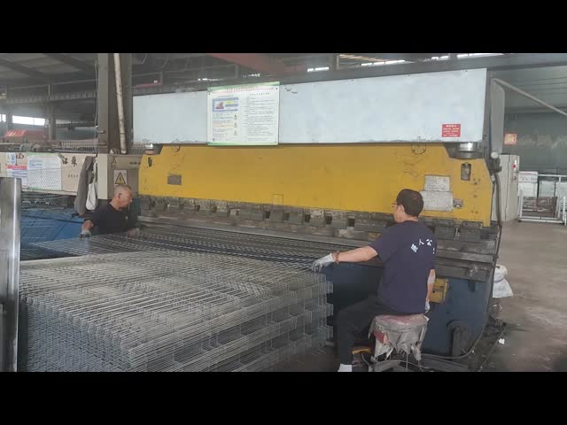 Residential Green Powder Coated Triangle Designs Security 3D Fence Panel