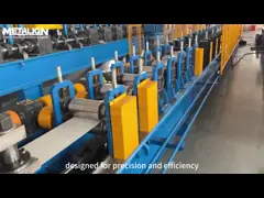 Machine de formage de rouleaux de toiture à couture debout avec perforation hydraulique et coupeuse pour toiture en acier galvanisé video