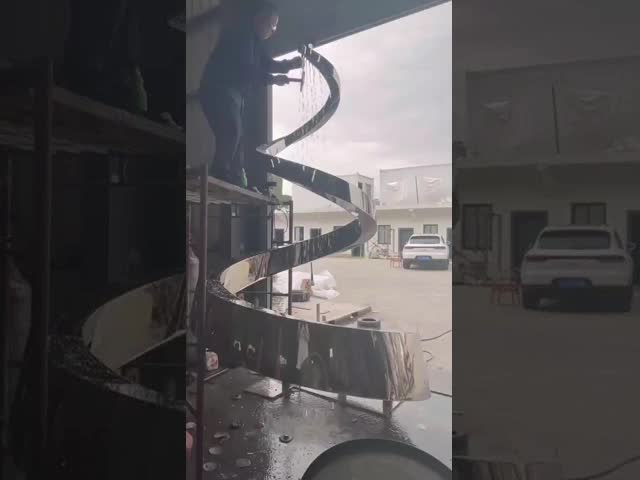 オーダーメイドデザイン モダン ガーデン 噴水 ステンレス スチール 屋外 水 機能