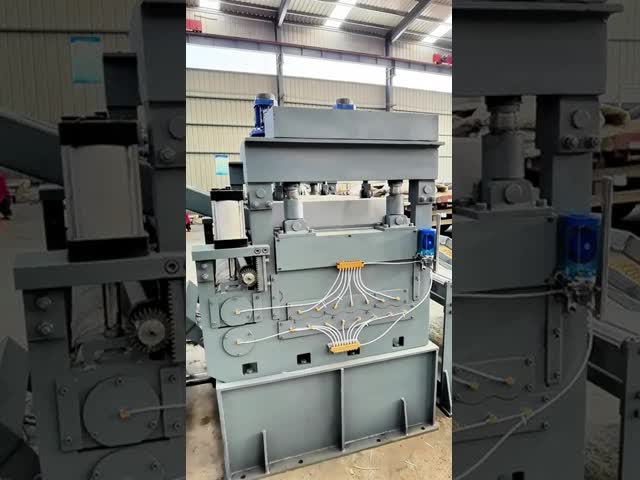 10-20m/Min Sheet Metal Leveling Machine With PLC Control Automatic Operating Mode