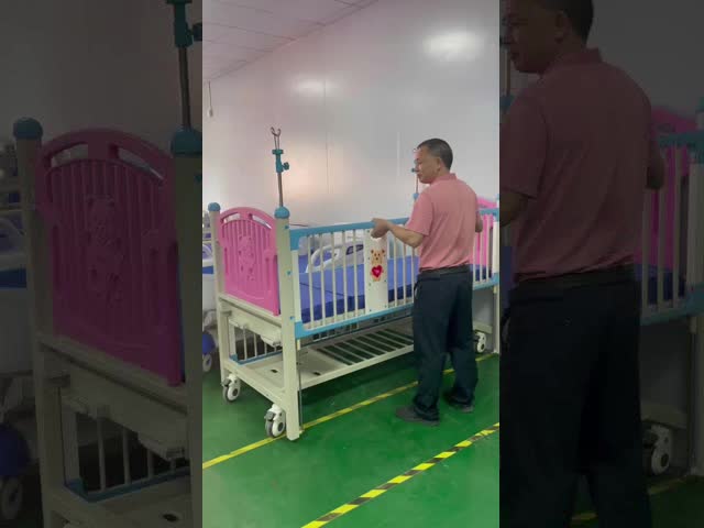 Deluxe Children Pediatric Adjustable Hospital Bed High Rail Powder Coated Steel