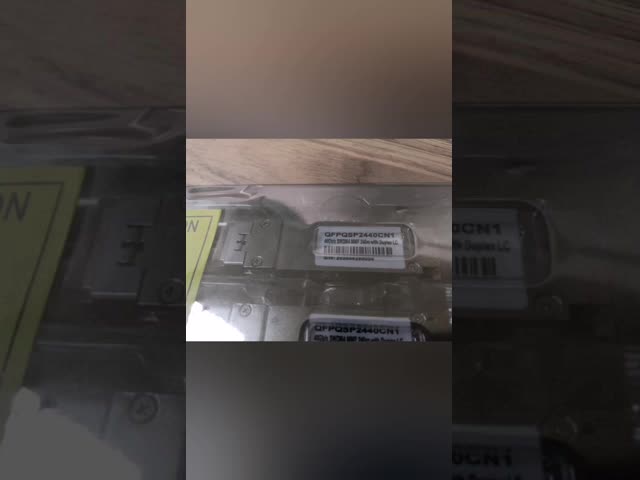 QFPQSP2440CN1 Módulo transceptor óptico Módulo de rede Escravo Módulo de interface aprimorada