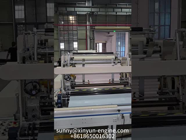 南米の組織企業のための自動小トイレットペーパーとキッチンタオルロールを作る機械生産ライン