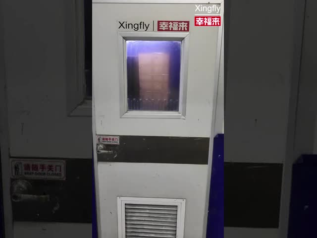 11ml 丸いネイルロングボトル 空の化粧品容器 ネイルロングオイル ガールズボトル