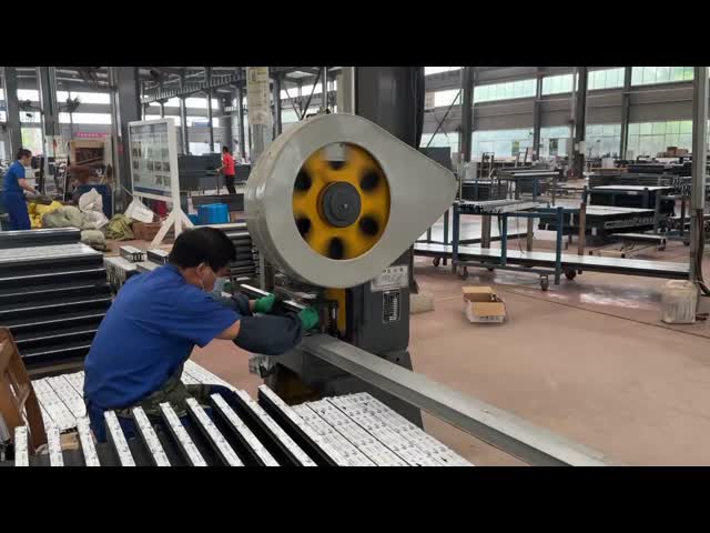 Home Aluminum Alloy Doors And Windows , Custom Tempered Glass Sliding Door