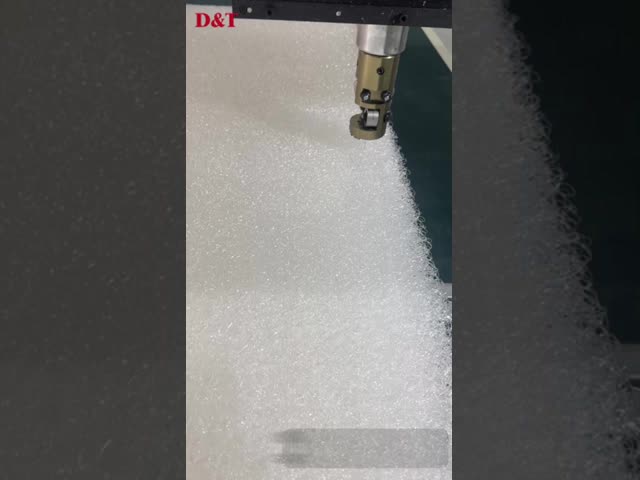 合成のスポンジおよび材料を切るための適度な縦の回転の輪郭のカッター