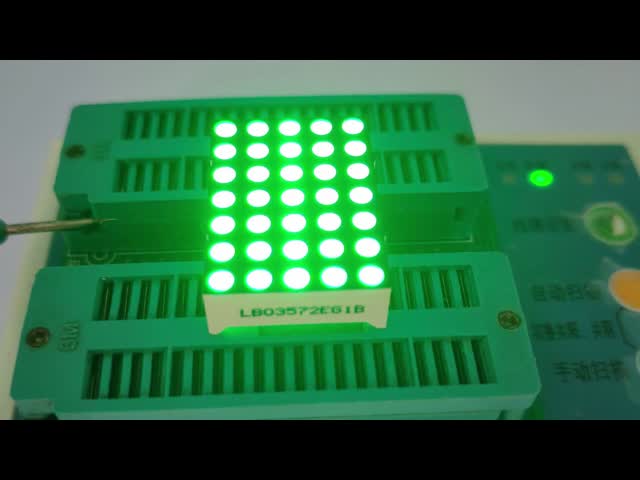 デジタルタイムゾーンクロックインジケーター用ピュアグリーン3mm 5 x 7ドットマトリクスLEDディスプレイ