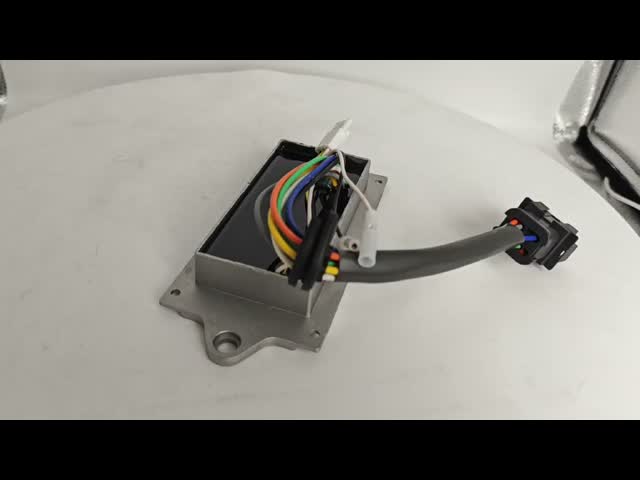 E320C Excavator Parts 7 Lines Throttle Motor Module 82D02100-511