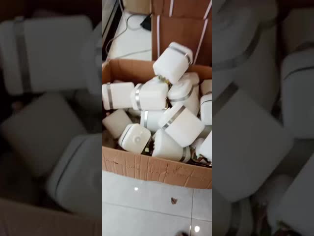 工業機械 風車窓の拭き水 21T-06-11350 PC200 ラジエーター溢出タンク ビデオ