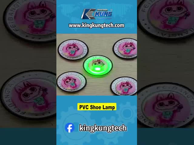 三次元の靴型ランプ本体は、高透明度のPVC素材で作られており、内蔵のLEDソフト光源を備えています。夜間照明とトレンド感のある装飾品の二つの機能を兼ね備えています。