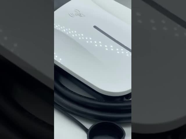 Type 2 32A 7kw 22kw 3.3kw Electric Car Charger Ac Electric Car Charging Station
