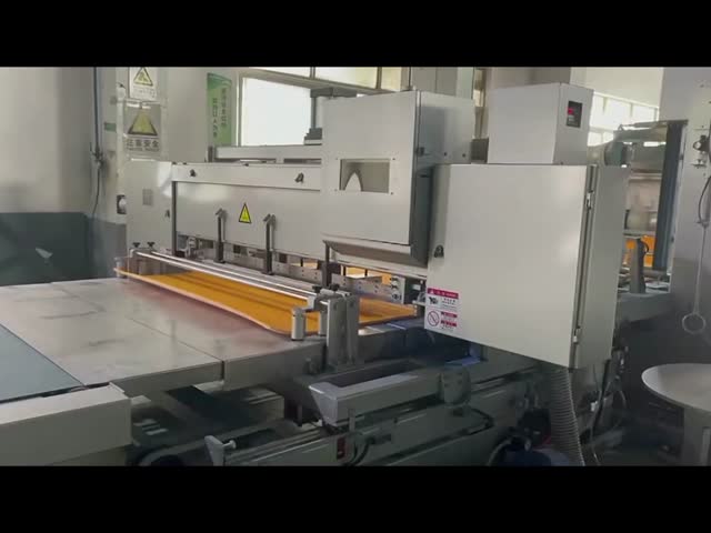 EVA PE EPE Máquina automática de corte de borda de espuma CNC