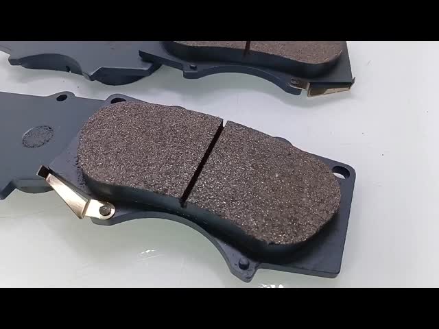 メルセデス・ベンツ 0004207802 シャーシ部品 ブレーキパッドセット