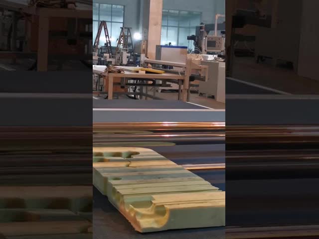 CNC контурит машину пены вырезывания/производственную линию губки для гибкого PU