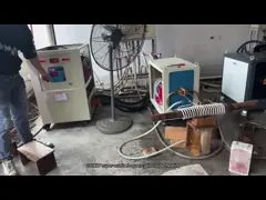 เครื่องรักษาความร้อนโลหะ 60KW 10-50 กิโลเฮิร์ตซ์ความผันผวนของความถี่กับเครื่องทำความเย็นอุตสาหกรรม
