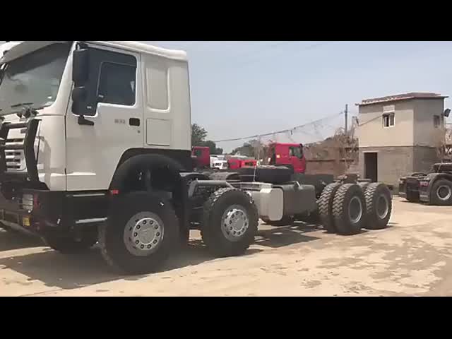 Используемый двигатель 430hp 12 Weichai модели привода цвета 6×4 дизельных тележек белый зацепляет стандартный трактор Howo кабины