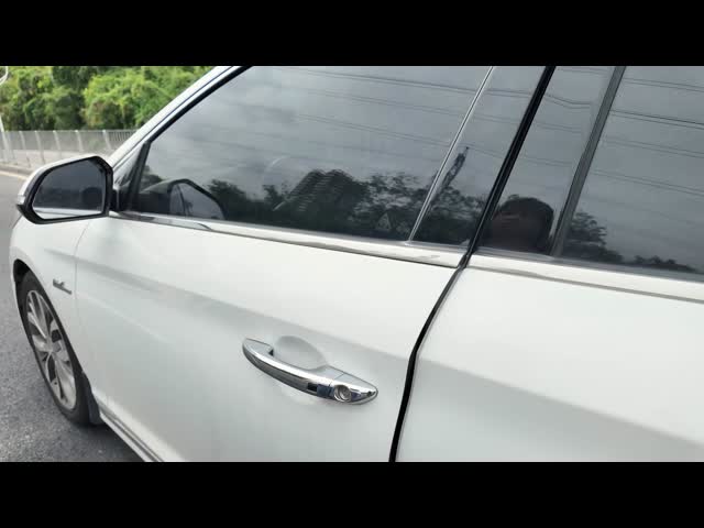 ESSAGER ES-ZJ36 360 調節可能な真空吸着磁石 自動車 携帯電話ホルダー スタンド
