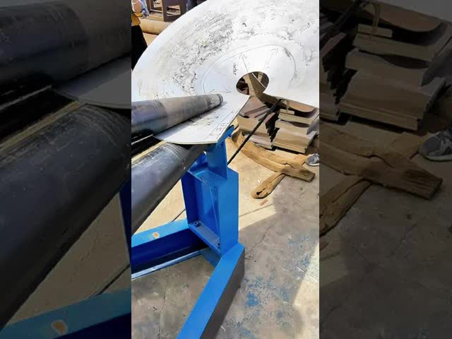 Enzo Steel Cone Rolling Machine 10Feet/Min Metal Cone Roller 2000 Kg - 2500 Kg