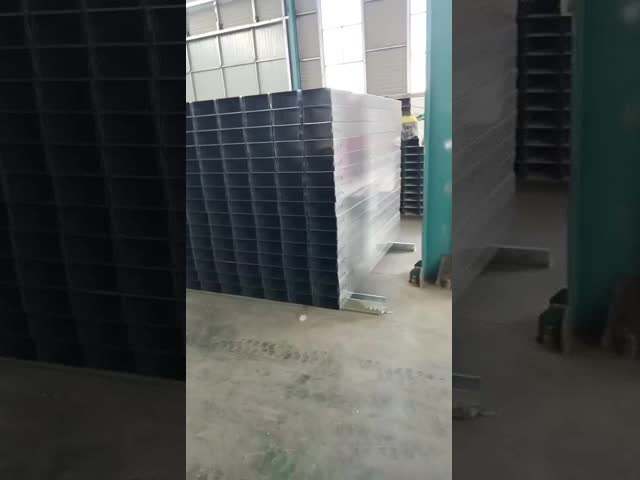 50mm-150mm アルミ 換気ケーブルトレイ 軽量で耐久性のある特徴