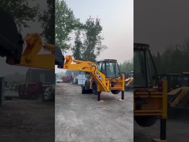 Used JCB 3CX Backhoe Loader 4 In 1 Bucket 74HP For Utility Work