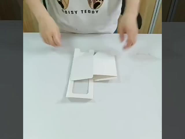 オーダーメイド 小型透明ディスプレイボックス クラフト紙 ホワイト紙箱 アロマテラピーやプレゼント用