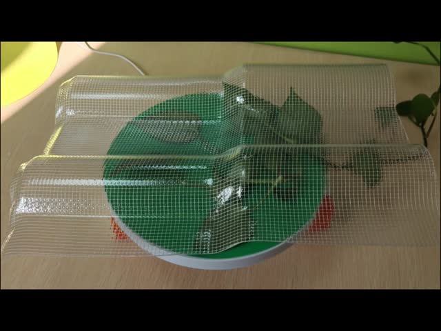 耐震性のために強化された繊維布骨格を持つ長持ちの透明性と性能のあるPET天窓タイル