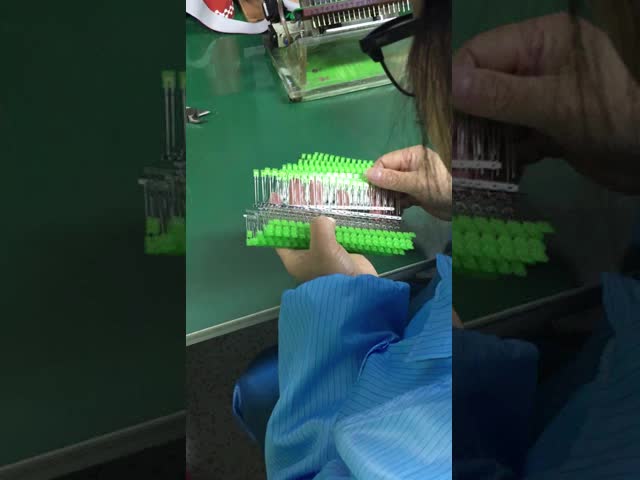 5mm 1.5Hz 12V 1/6 Ciclo de Função Verde Cor 515-525nm 5000-7000mcd Cabeça Redonda Resistor LED integrado flashing