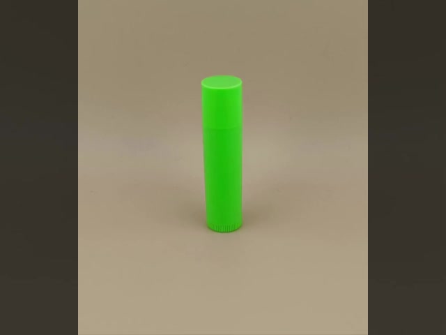 Small Smooth Green Lip Balm Packaging With Pink Lid For Lipsticks