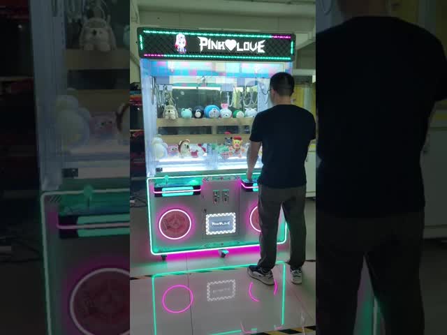 Playfun 高品質 2人用 ベビーキャッチャー クレーンマシン ミニプルーシュ人形賞金機 爪 ピンク・ラブ・コイン 操作アーケード