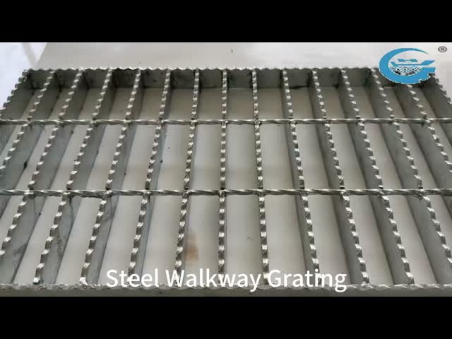 Hot-Dip Galvanized Steel Walkway Grating 600x3000mm Recycled