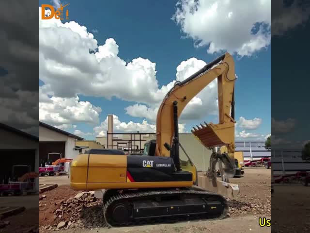 Crawler Type Used CAT Excavator  323 Hydraulic Heavy Duty Digger 2018 Year