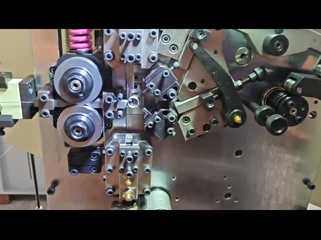 Adjustable Parameters Spring CNC Machine Automatic Lubrication CNC Coiler